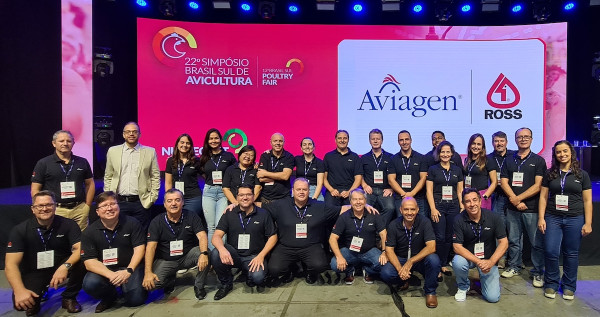 Aviagen and Nucleovet team members